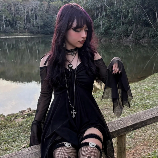 goth pfp aesthetic mysterious vibes