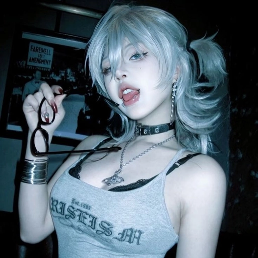 aesthetic grunge pfp vibe