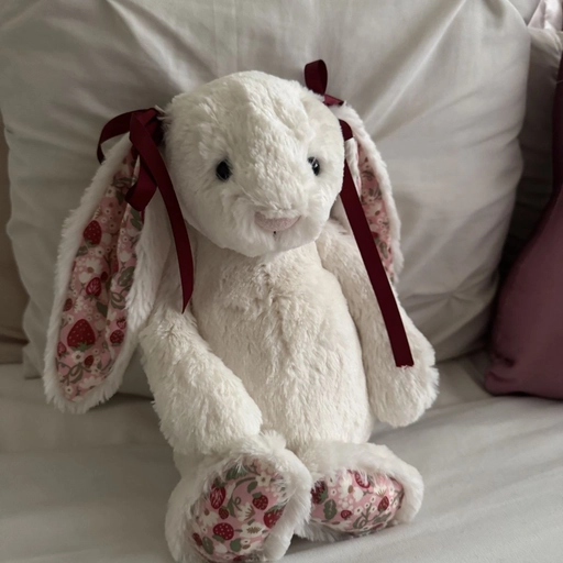 aesthetic jellycat pfp retro vibe