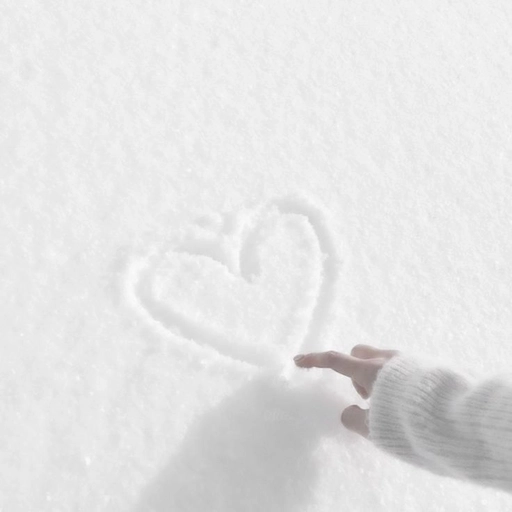 aesthetic white pfp mood