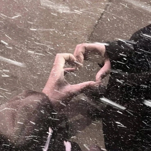 y2k aesthetic heart pfp cartoon style