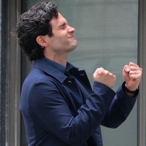 joe goldberg pfp aesthetic netflix