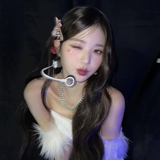 cute kpop aesthetic pfp