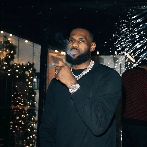 LeBron James aesthetic wallpaper PFP