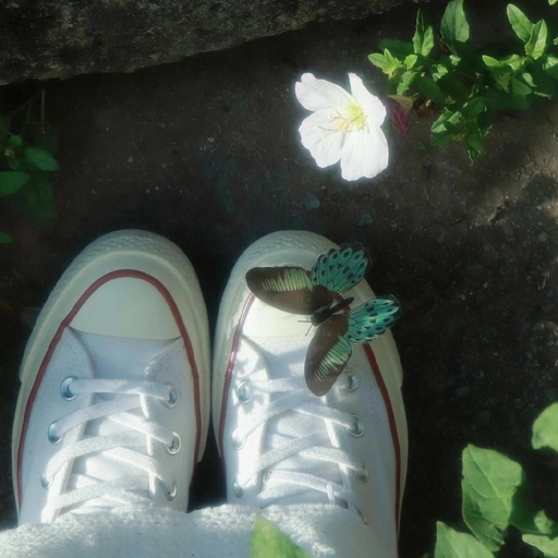 vintage aesthetic profile picture