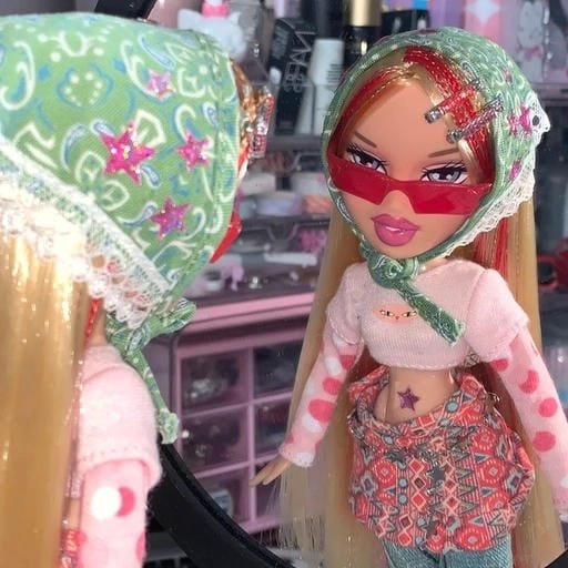 cartoon bratz pfp aesthetic mood