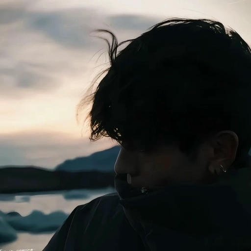 chill pfps soft colors