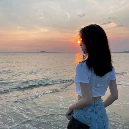 minimal pfp for girls mood