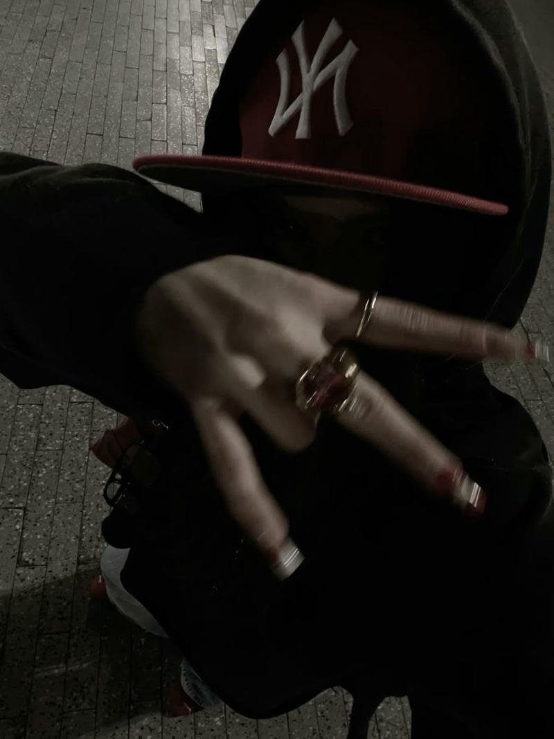 Badass anime profile pictures dynamic pose glowing energy