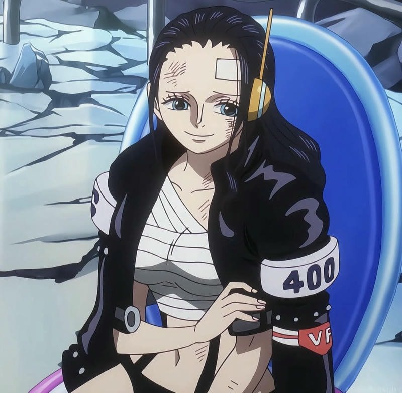 Bold yet classy Nico Robin pfp anime style