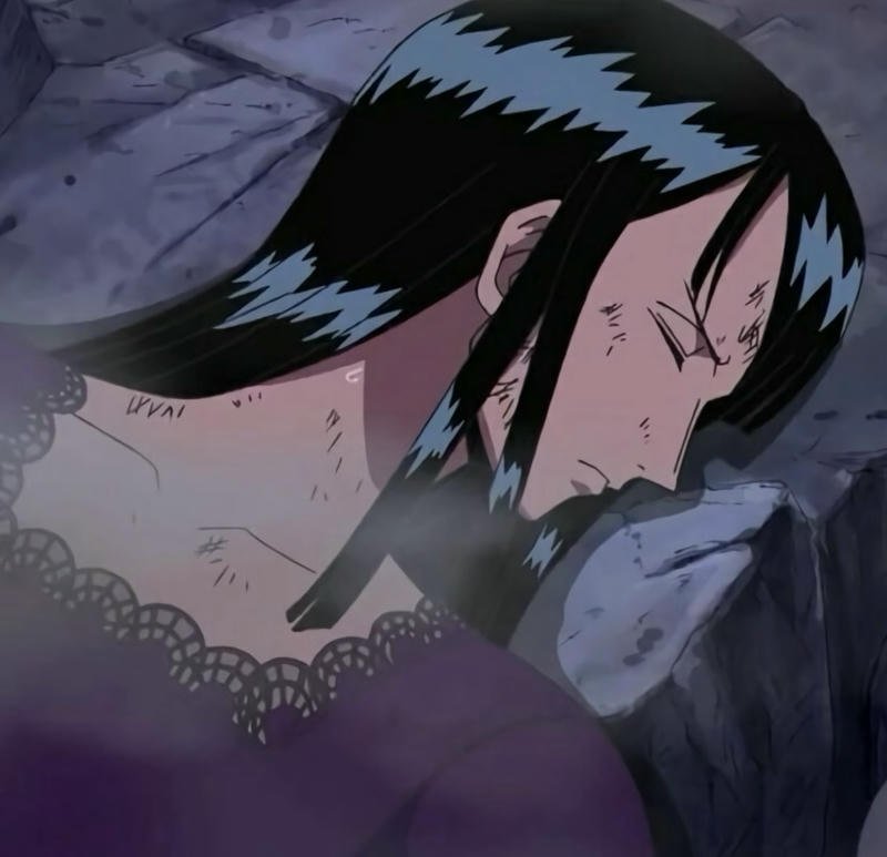 Cool anime edits centered around Nico Robin pfp