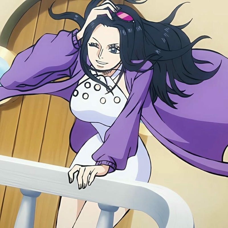 Soft elegant Nico Robin pfp with calm aura